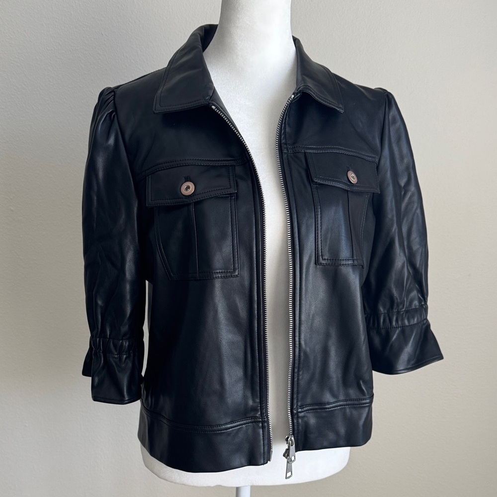Elegant Black Leather Women's Jacket - Picture 2 of 6